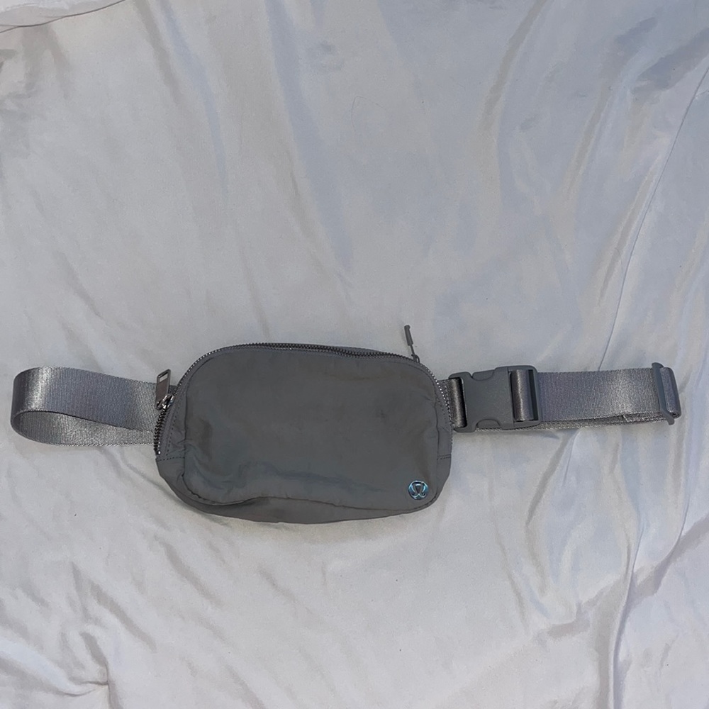 Gray belt bag